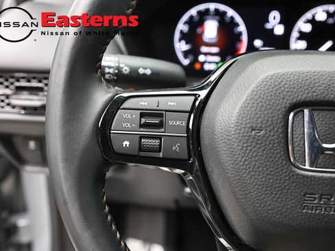 Used 2025 Honda HR-V Sport image 14