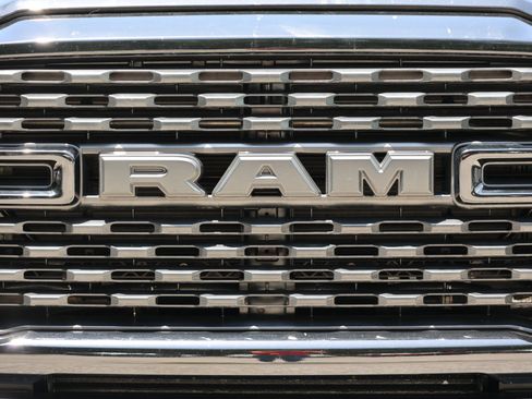 Used 2022 RAM 3500 Big Horn w/ Level C Equiment Group AWD/4WD image 60
