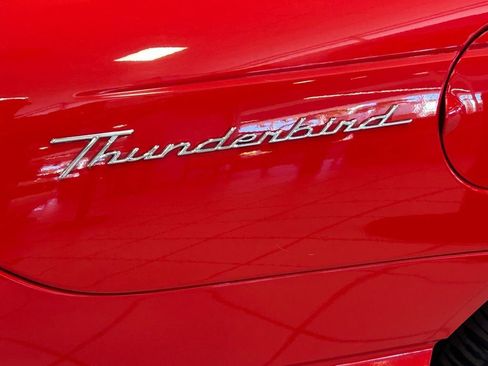 Used 2002 Ford Thunderbird image 19
