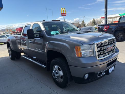 Used 2013 GMC Sierra 3500 Denali image 4