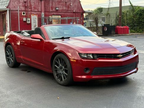 Used 2015 Chevrolet Camaro LT RWD image 19