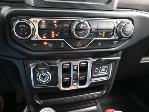 Used 2022 Jeep Wrangler Unlimited Sport AWD/4WD image 47