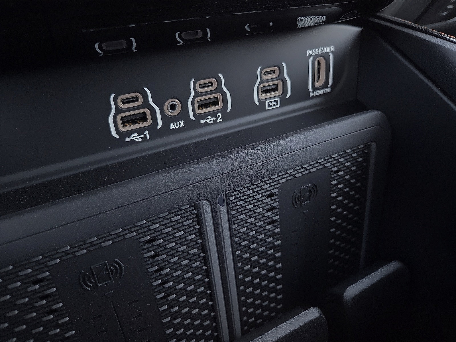 New 2027 RAM 2500 4x4 Crew Cab image 21