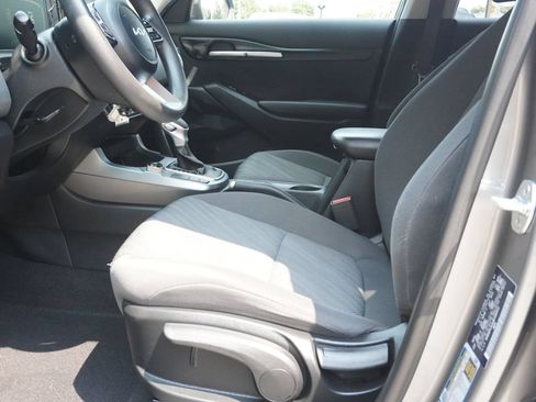 Used 2024 Kia Seltos LX AWD/4WD image 23