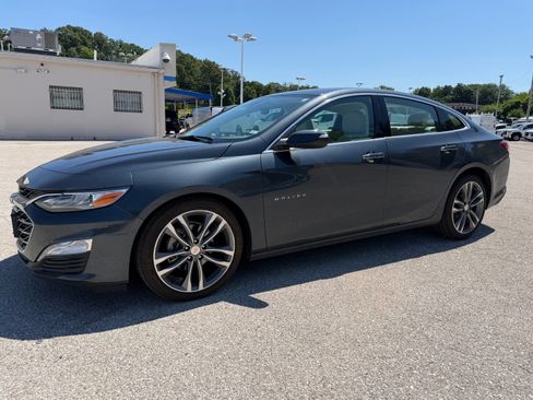 Used 2020 Chevrolet Malibu Premier FWD image 3