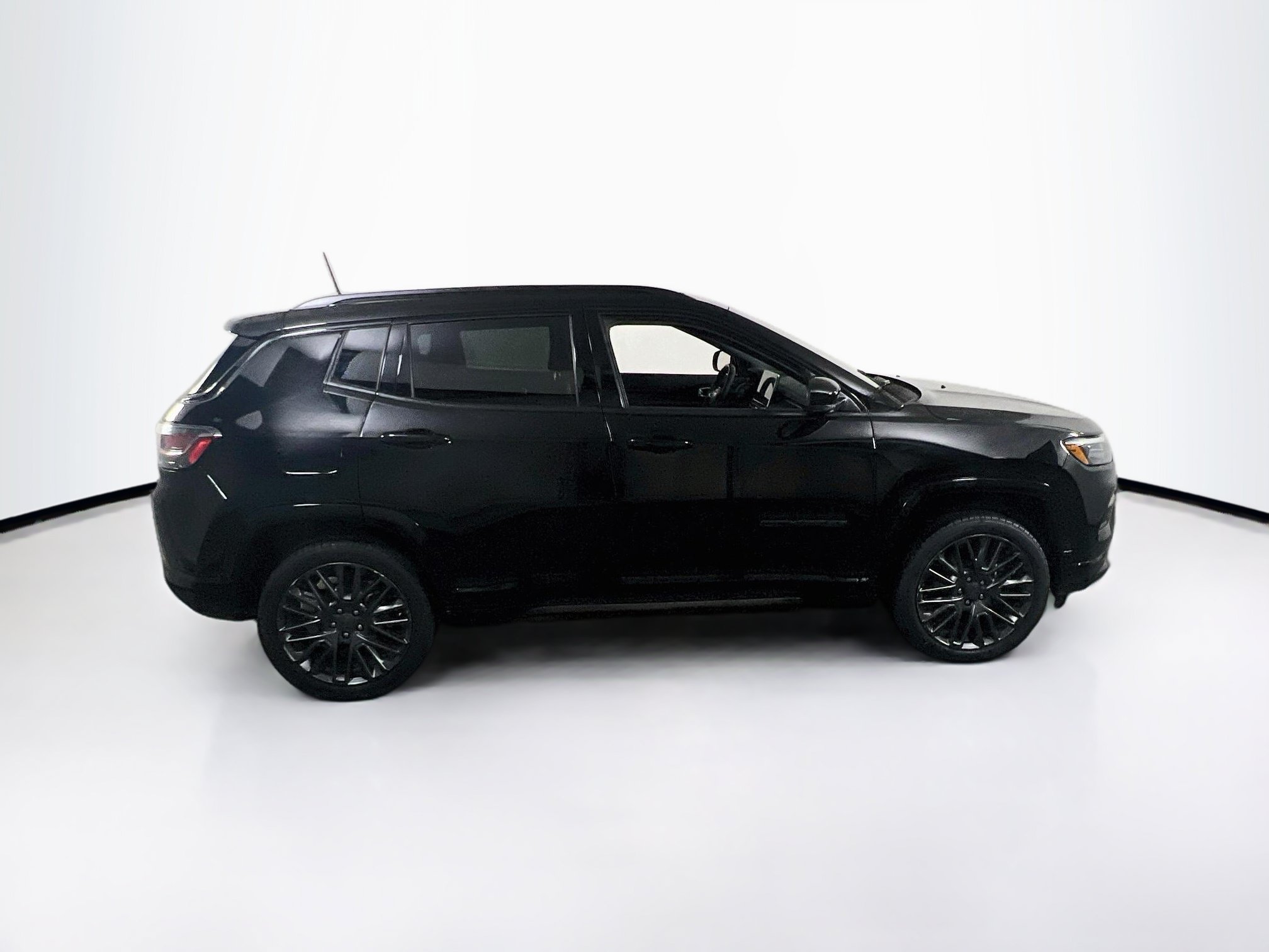 Used 2023 Jeep Compass High Altitude w/ Driver Assist Group I AWD/4WD image 4