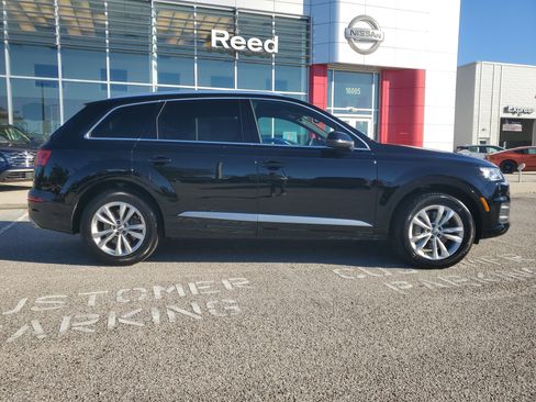Used 2019 Audi Q7 3.0T Premium image 4