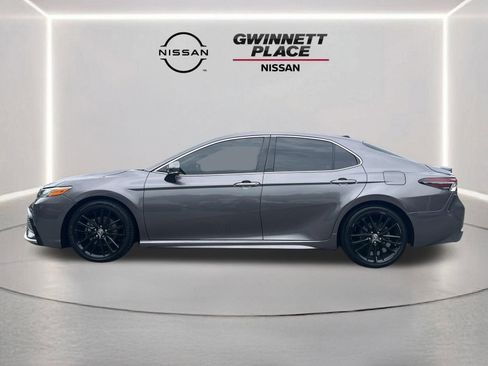 Used 2022 Toyota Camry XSE FWD image 21