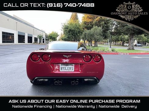 Used 2005 Chevrolet Corvette Coupe w/ Preferred Equipment Group RWD image 9