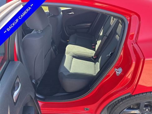 Used 2022 Dodge Charger SXT w/ Blacktop Package image 6