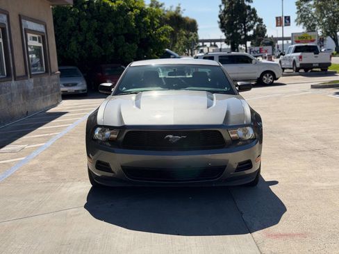 Used 2012 Ford Mustang Coupe image 3