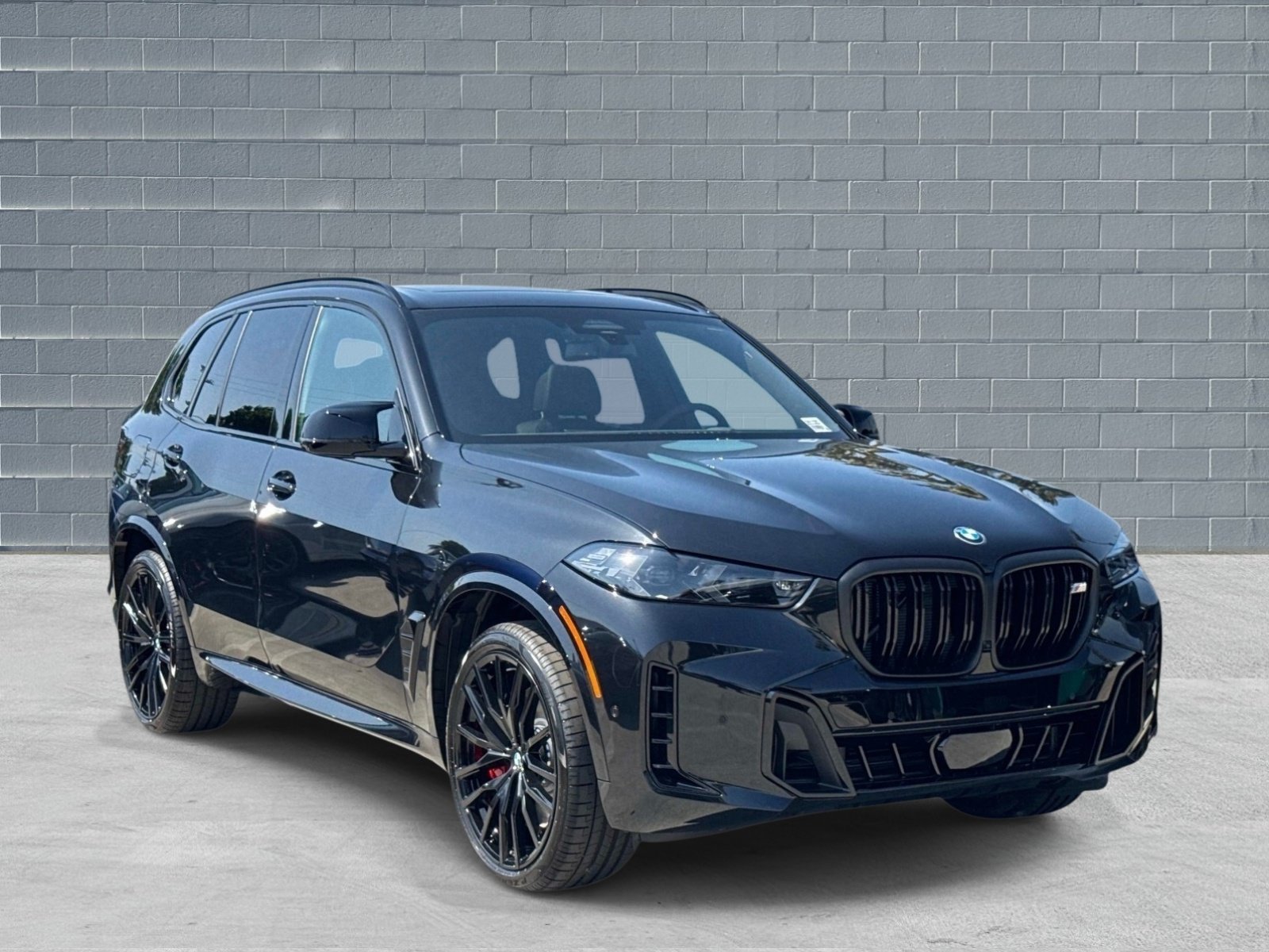 Used 2026 BMW X5 M60i w/ Executive Package AWD/4WD image 1