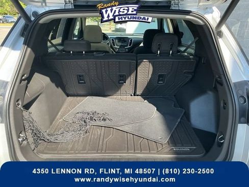 Used 2020 Chevrolet Equinox LT FWD image 23