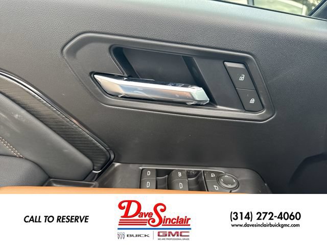New 2026 GMC Canyon AT4 AWD/4WD image 13