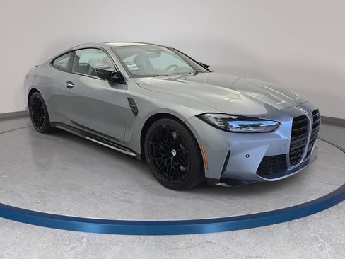 Used 2023 BMW M4 xDrive Competition AWD/4WD image 3