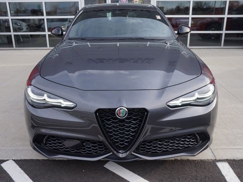 New 2024 Alfa Romeo Giulia Sprint image 3