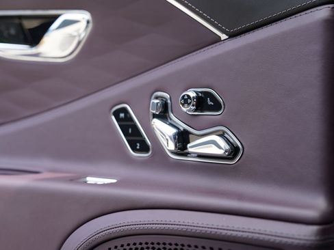 Used 2023 Bentley Flying Spur S V8 AWD/4WD image 49