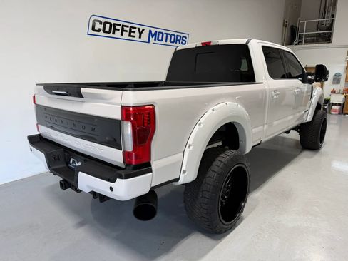 Used 2017 Ford F250 Platinum w/ Platinum Ultimate Package AWD/4WD image 6