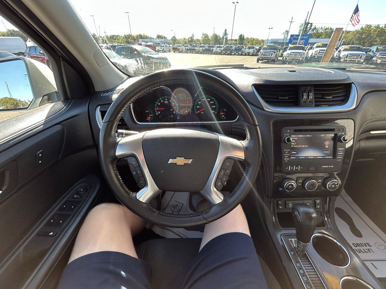 Used 2015 Chevrolet Traverse LT AWD/4WD image 28