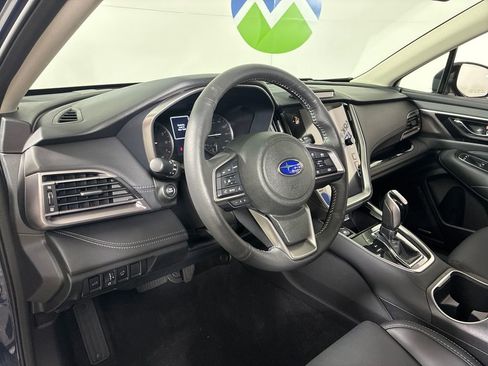 Used 2025 Subaru Outback Limited image 25