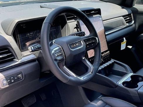New 2026 GMC Terrain Elevation w/ Elevation Premium Package AWD/4WD image 7