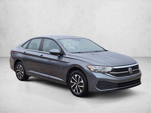 Used 2024 Volkswagen Jetta S FWD image 3
