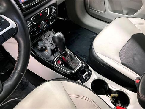 Used 2019 Jeep Compass Limited image 19