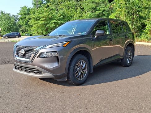 Certified 2023 Nissan Rogue S AWD/4WD image 3