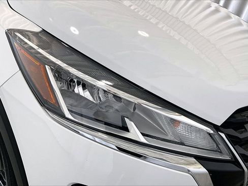 Used 2021 Nissan Kicks S FWD image 28