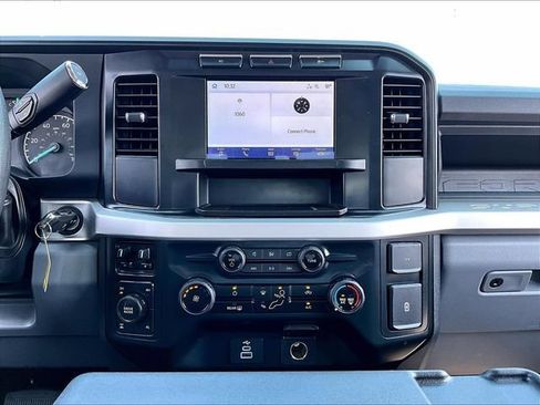 Used 2024 Ford F250 XL w/ STX Appearance Package AWD/4WD image 18