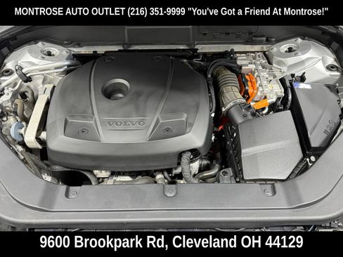 Used 2020 Volvo XC60 T8 R-Design AWD/4WD image 56