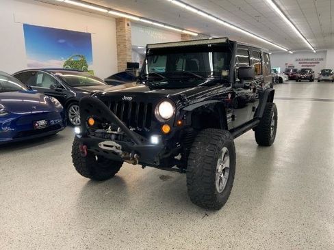 Used 2015 Jeep Wrangler Unlimited Sport AWD/4WD image 2