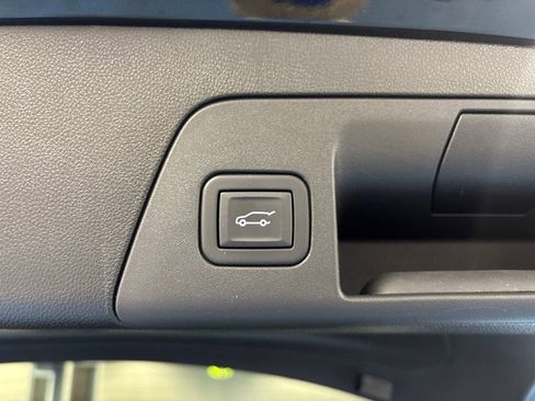 Certified 2023 Buick Envision Preferred AWD/4WD image 9