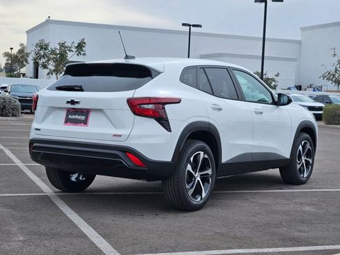 New 2026 Chevrolet Trax RS w/ Driver Confidence Package image 9