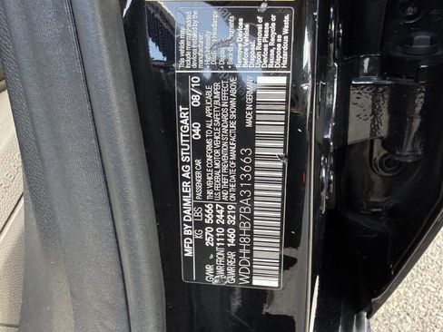 Used 2011 Mercedes-Benz E 350 4MATIC Wagon image 27