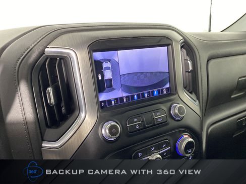 Used 2023 GMC Sierra 2500 Denali w/ Denali Black Diamond Edition image 6