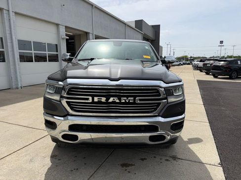 Used 2019 RAM 1500 Laramie AWD/4WD image 2