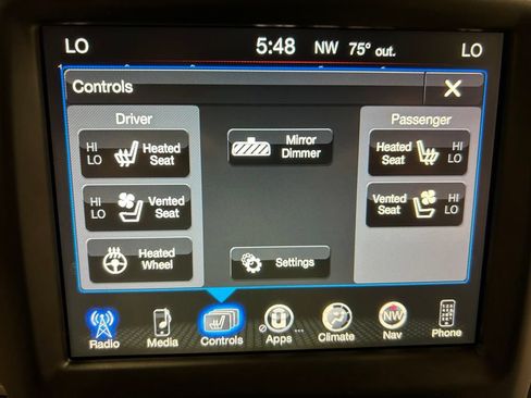 Used 2015 RAM 1500 Sport w/ Convenience Group AWD/4WD image 18