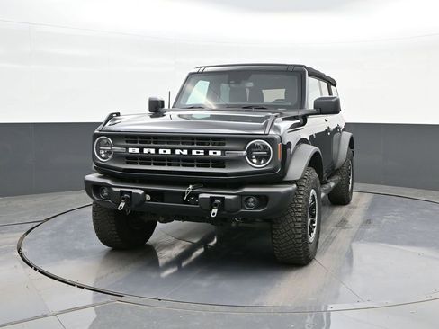 Certified 2023 Ford Bronco Black Diamond w/ Sasquatch Package image 26