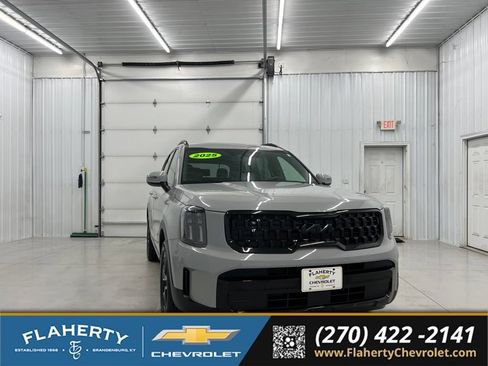 Used 2025 Kia Telluride EX X-Line AWD/4WD image 1