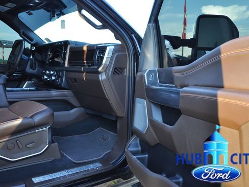 Used 2024 Ford F250 King Ranch w/ Chrome Package AWD/4WD image 17