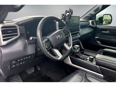 Used 2024 Toyota Sequoia Platinum AWD/4WD image 14