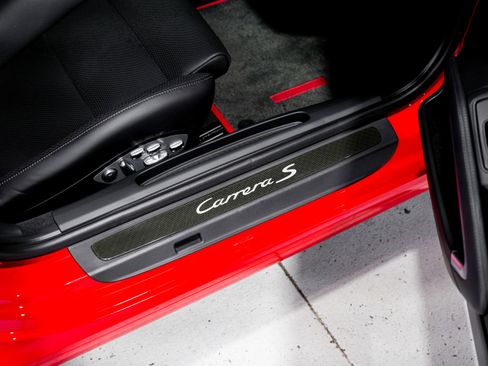 Used 2013 Porsche 911 Carrera S image 36