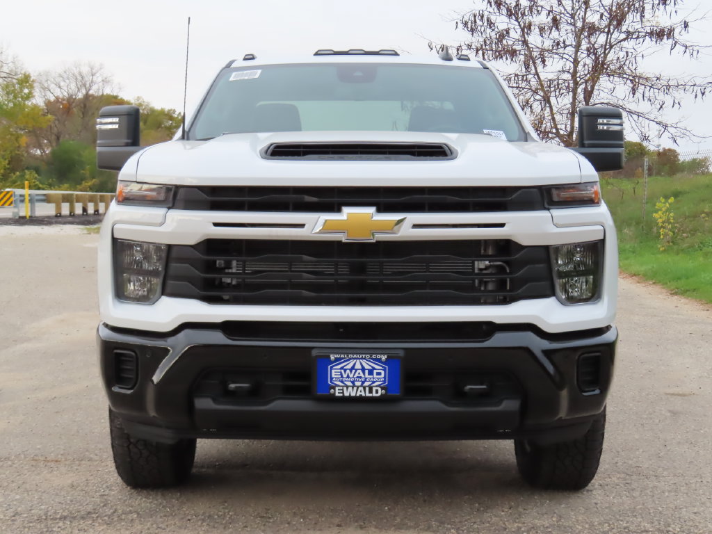New 2026 Chevrolet Silverado 2500 Custom w/ Custom Value Package AWD/4WD image 16