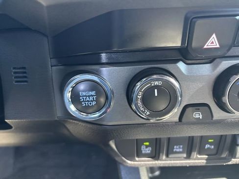 Certified 2023 Toyota Tacoma TRD Off-Road w/ Technology Package image 29