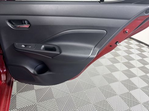 Certified 2025 Nissan Versa SV image 37