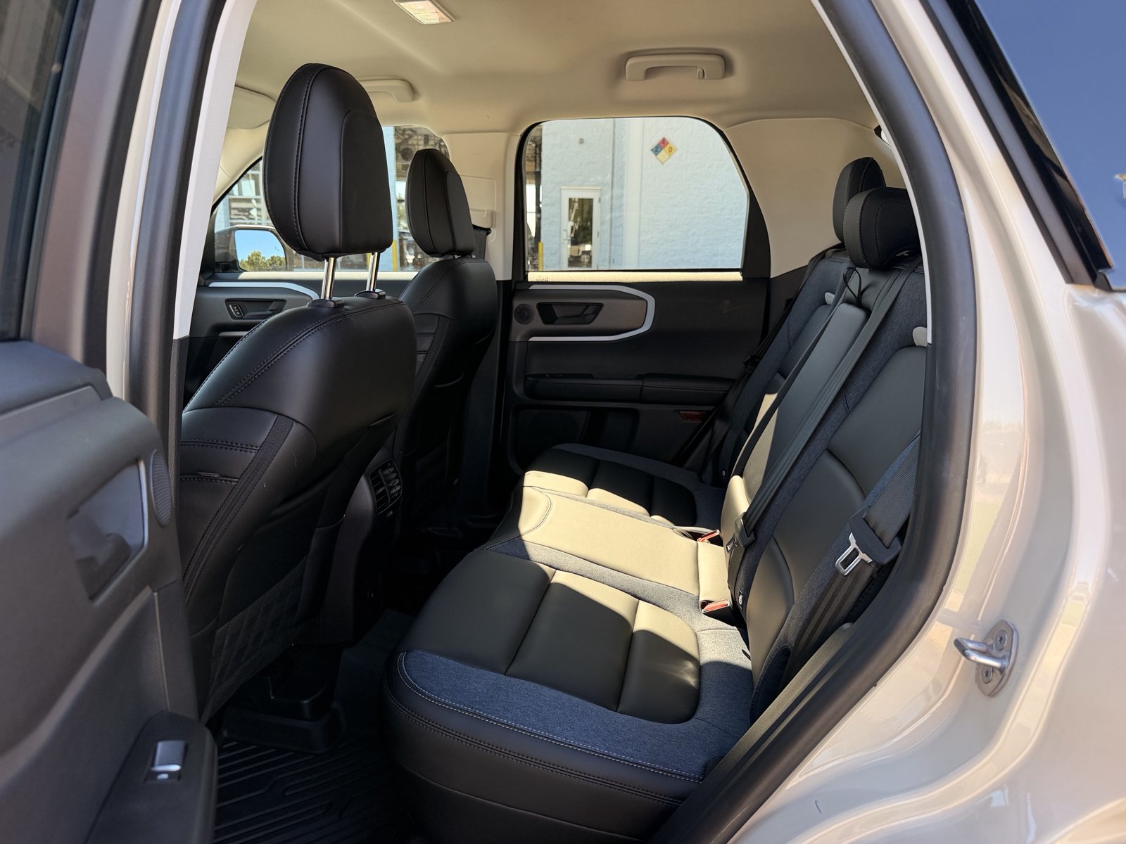 Used 2025 Ford Bronco Sport Outer Banks w/ Outer Banks Tech Package+ AWD/4WD image 28