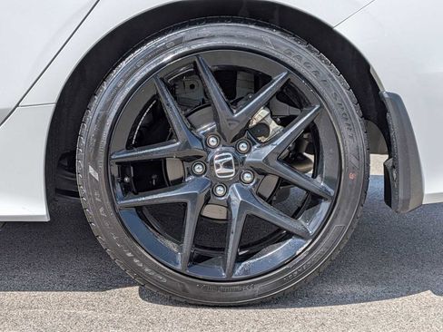 Used 2023 Honda Civic Sport image 13