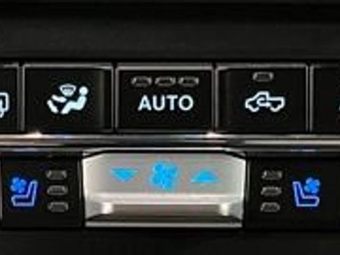 Used 2024 Ford F350 Lariat w/ Camper Package AWD/4WD image 38