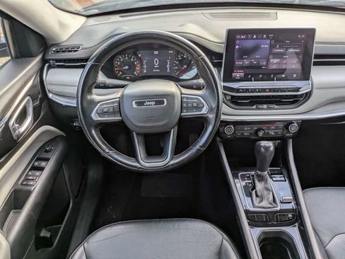 Used 2022 Jeep Compass Limited AWD/4WD image 16
